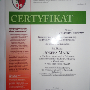 Certyfikat zaświadczający posadzenie dębu pamięci na cześć Józefa Majki. Kliknięcie w zdjęcie spowoduje powiększenie do oryginalnego rozmiaru.